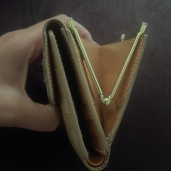 CELINE Macadem Tan Small wallet 🤎 - Picture 10 of 16